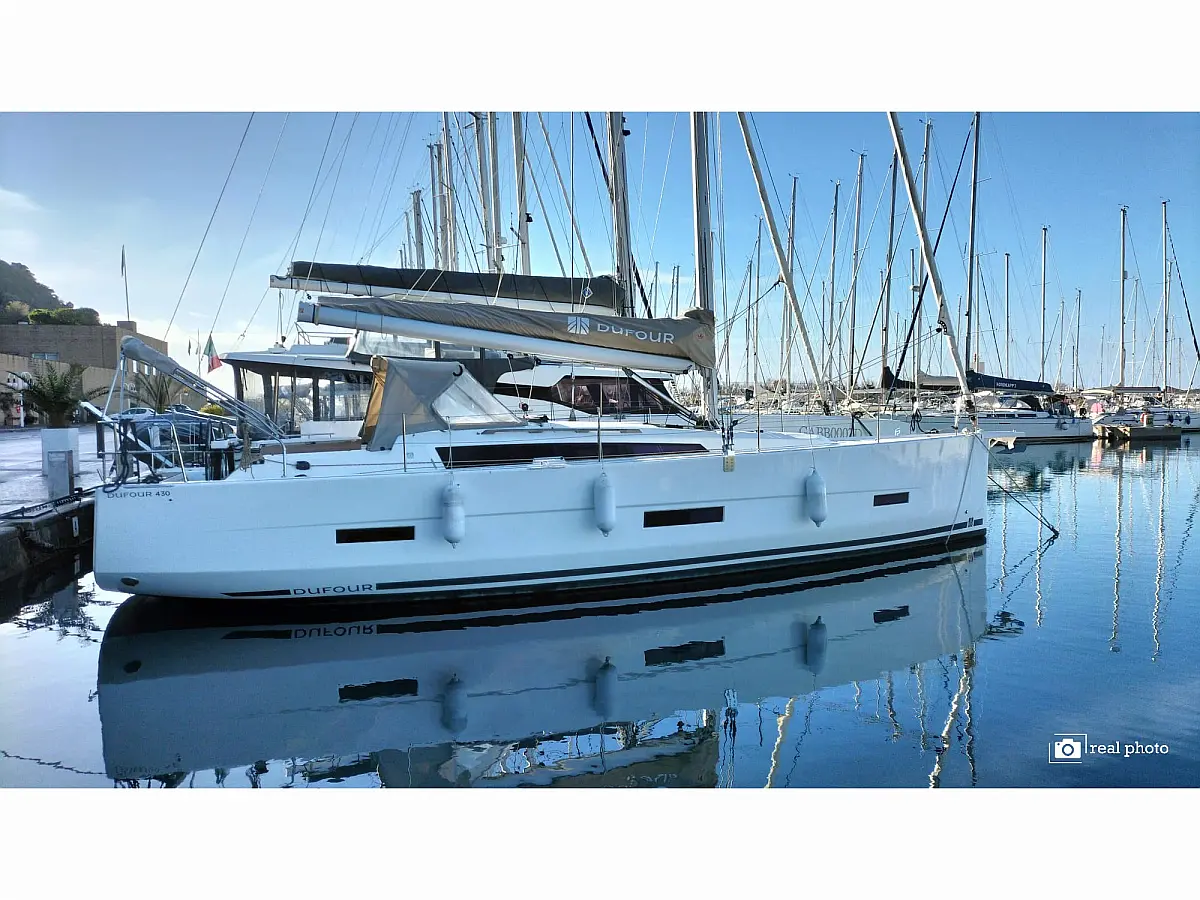 Dufour 430