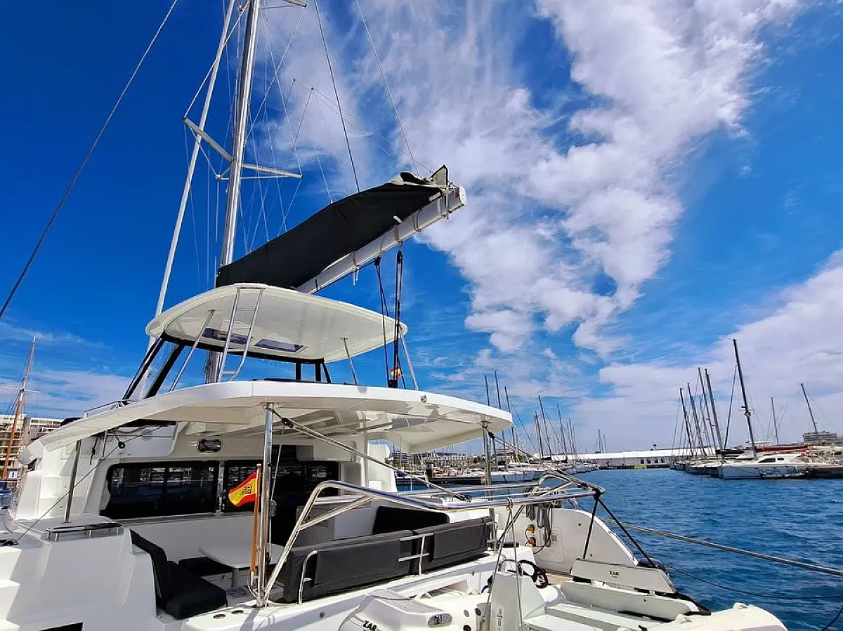 Lagoon 46