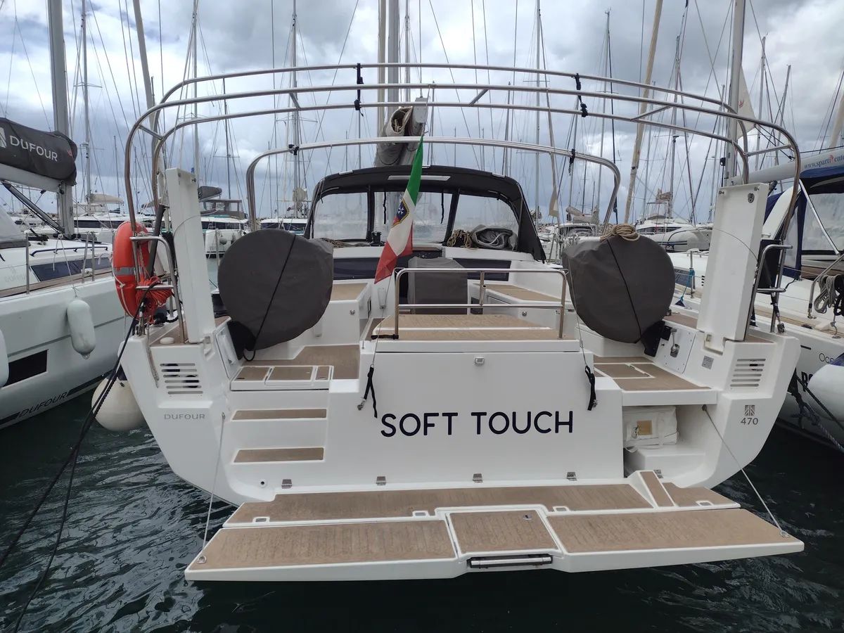Dufour 470