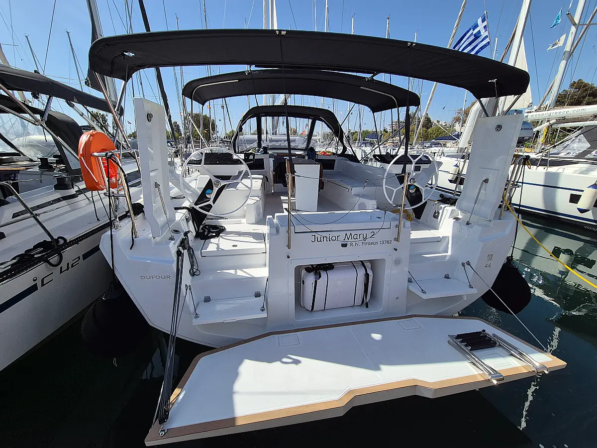 Dufour 44