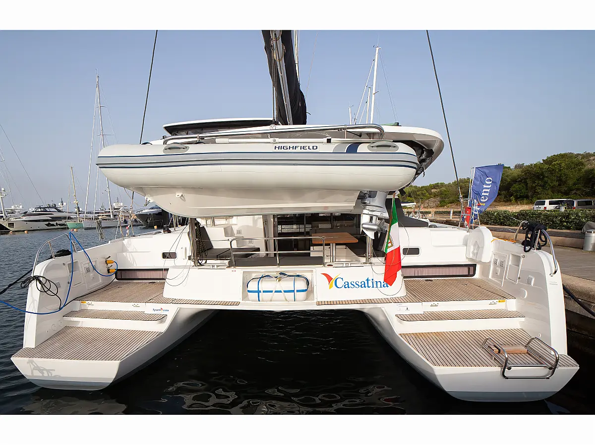 Lagoon 42
