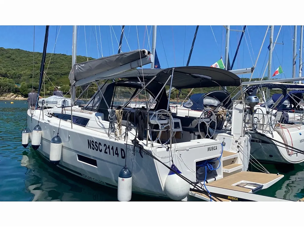 Dufour 390 Grand Large