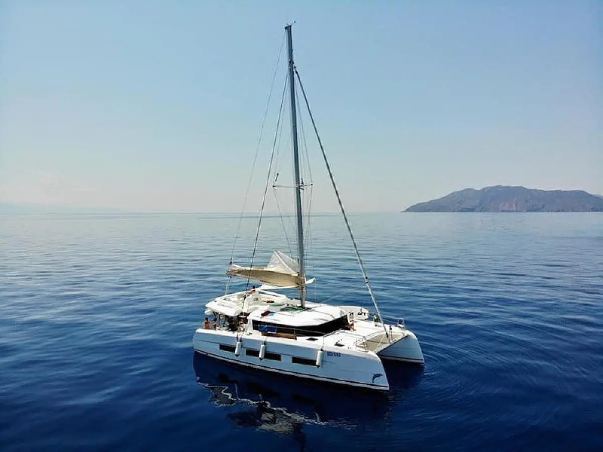 Dufour Catamaran 48