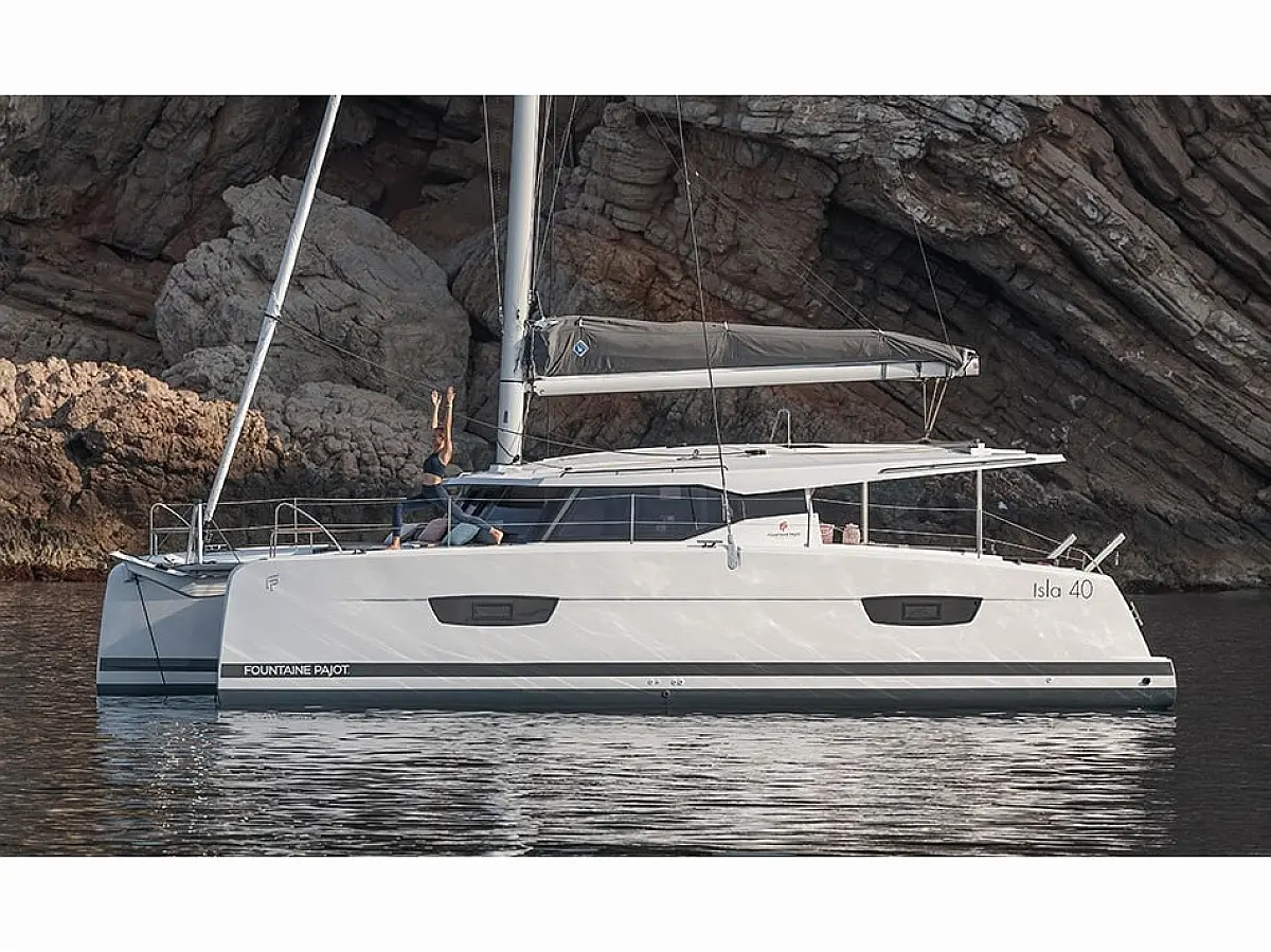Fountaine Pajot Isla 40  (Wm-Ac in dinette-Gen-Sol.Pan)
