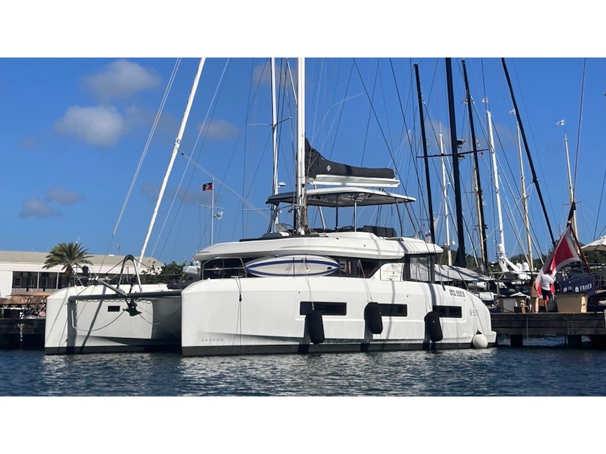 Lagoon 55 (5 cab)
