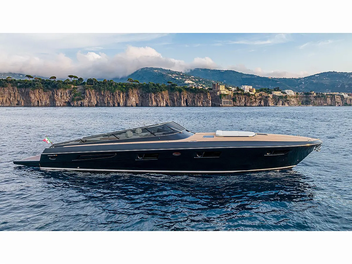 Itama 62