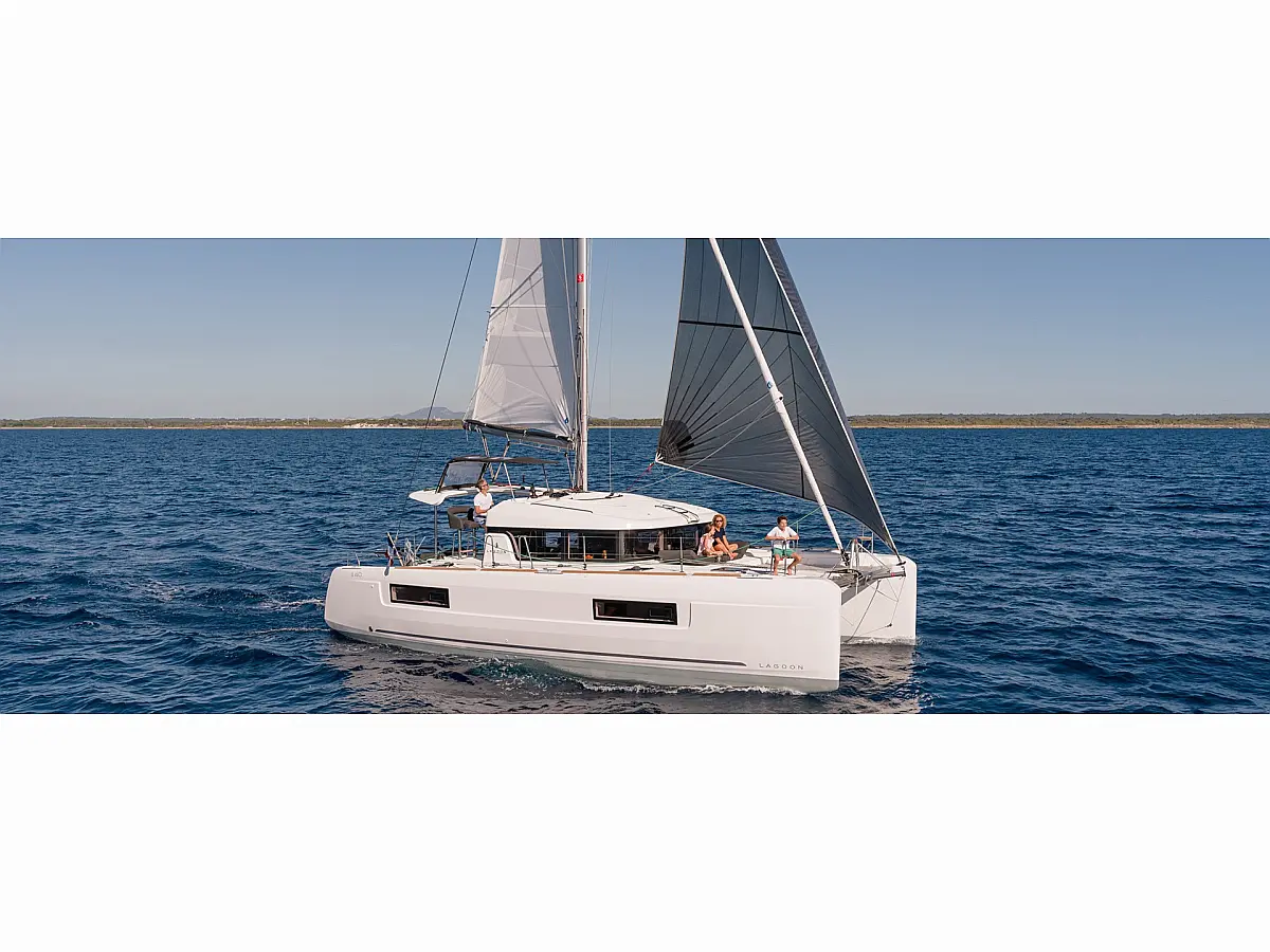 Lagoon 40