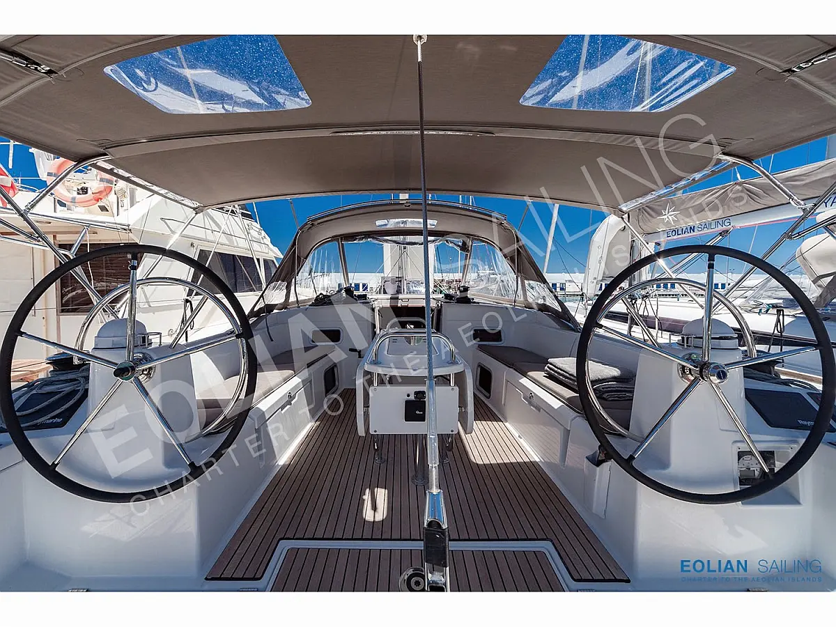 Sun Odyssey 519