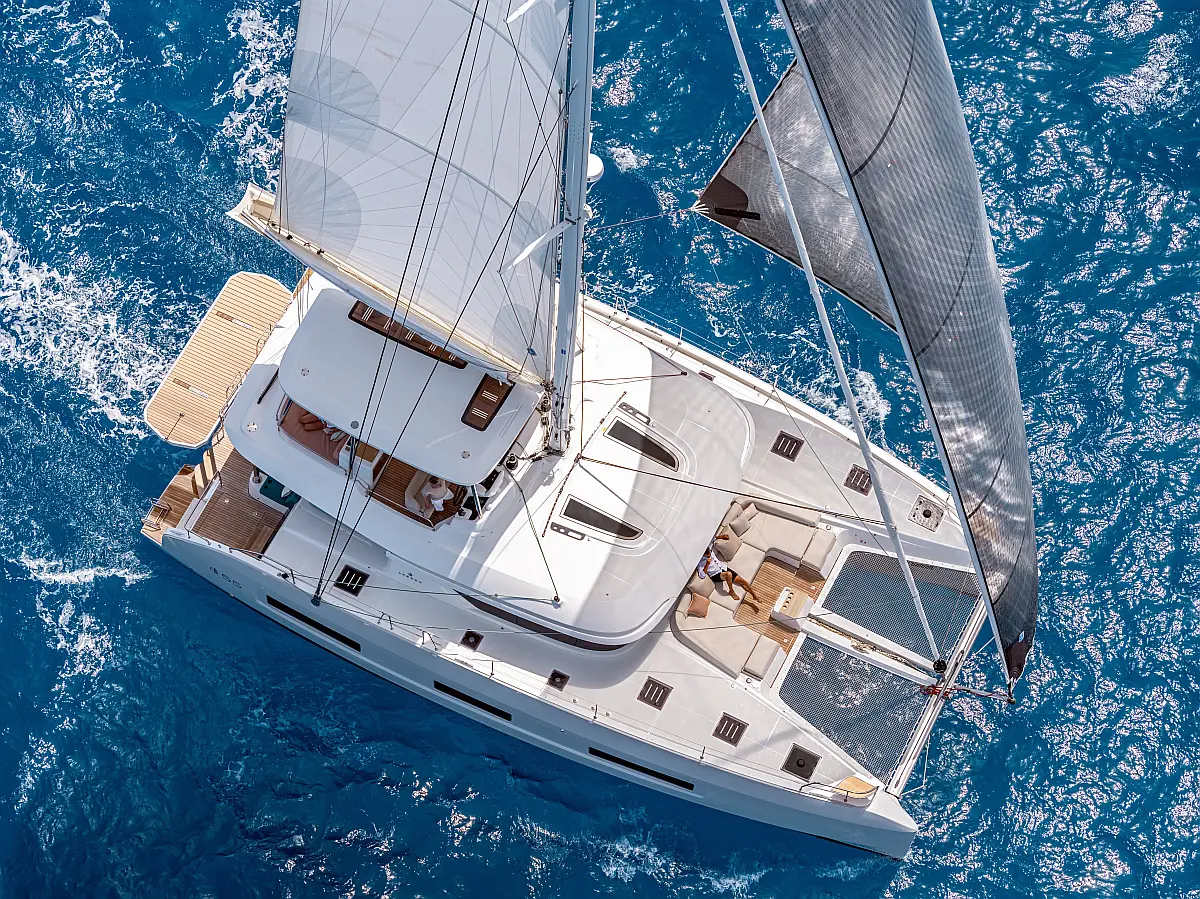 Lagoon 55