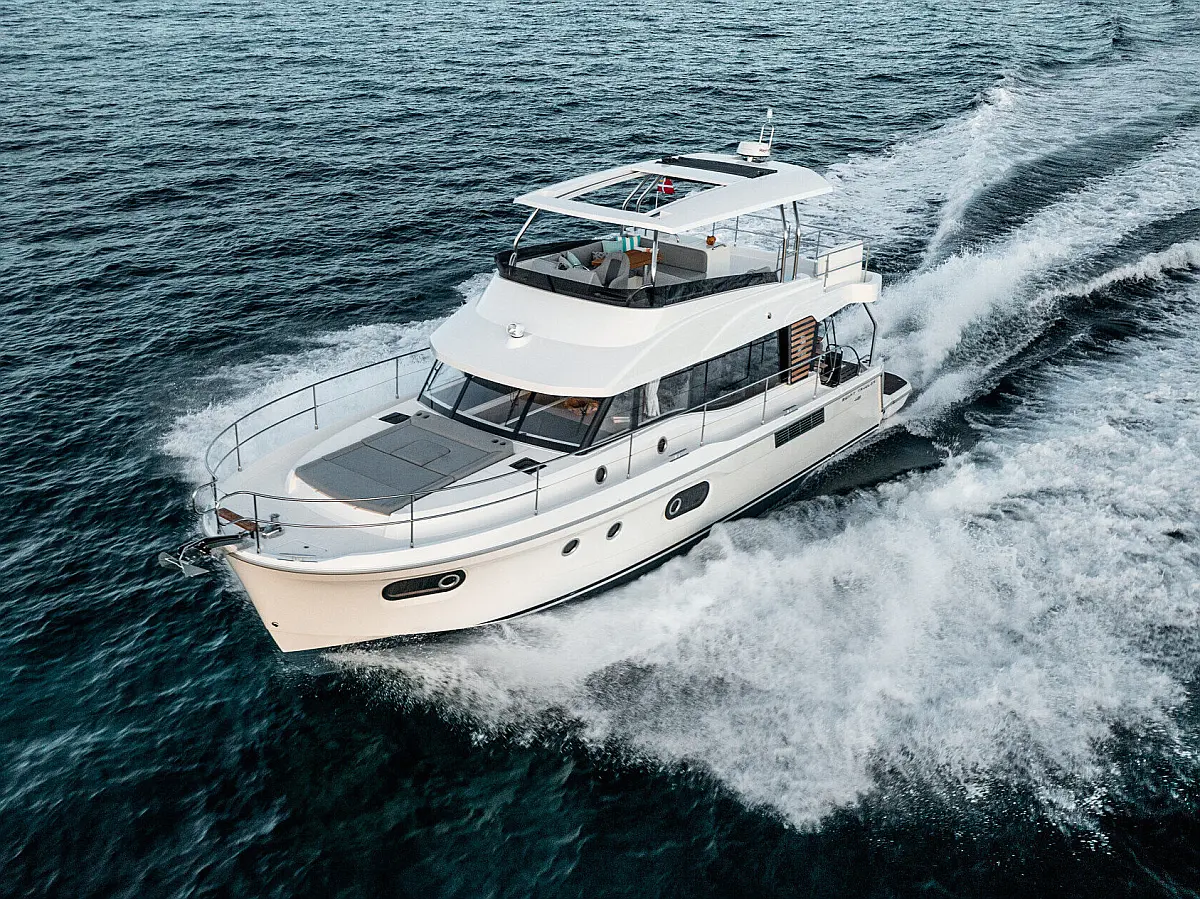 Swift Trawler 48