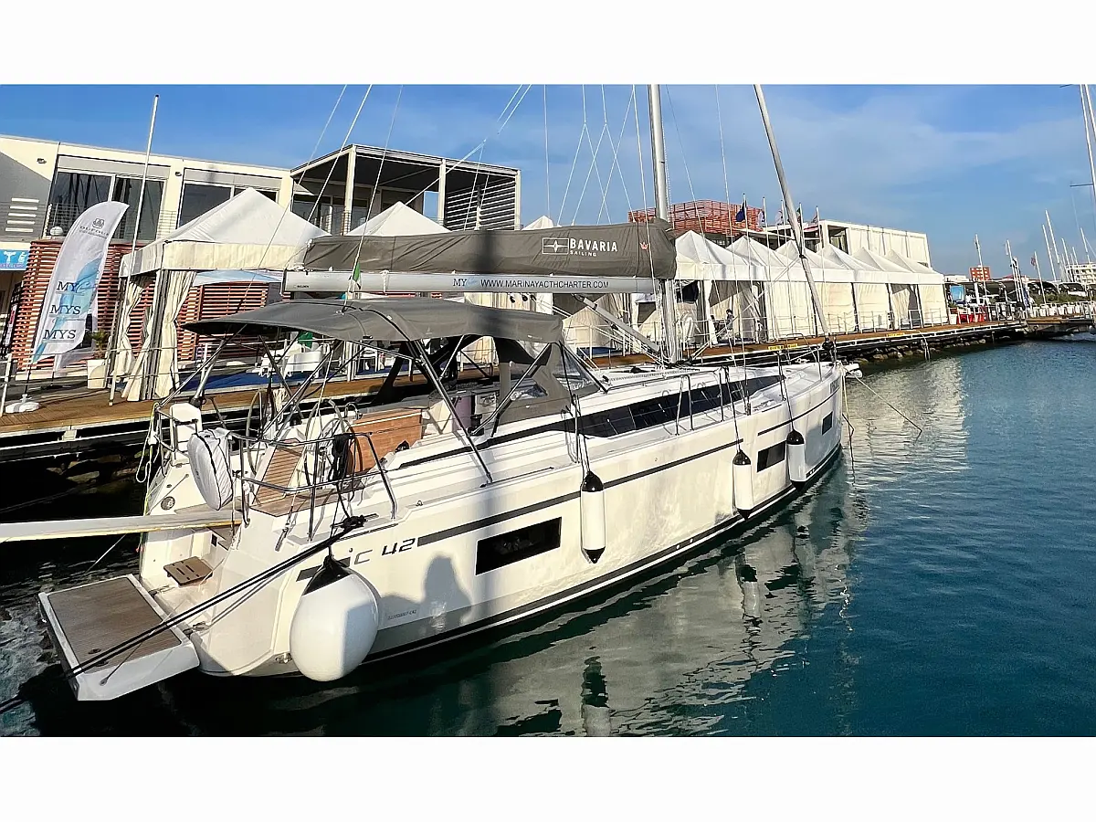 Bavaria C42
