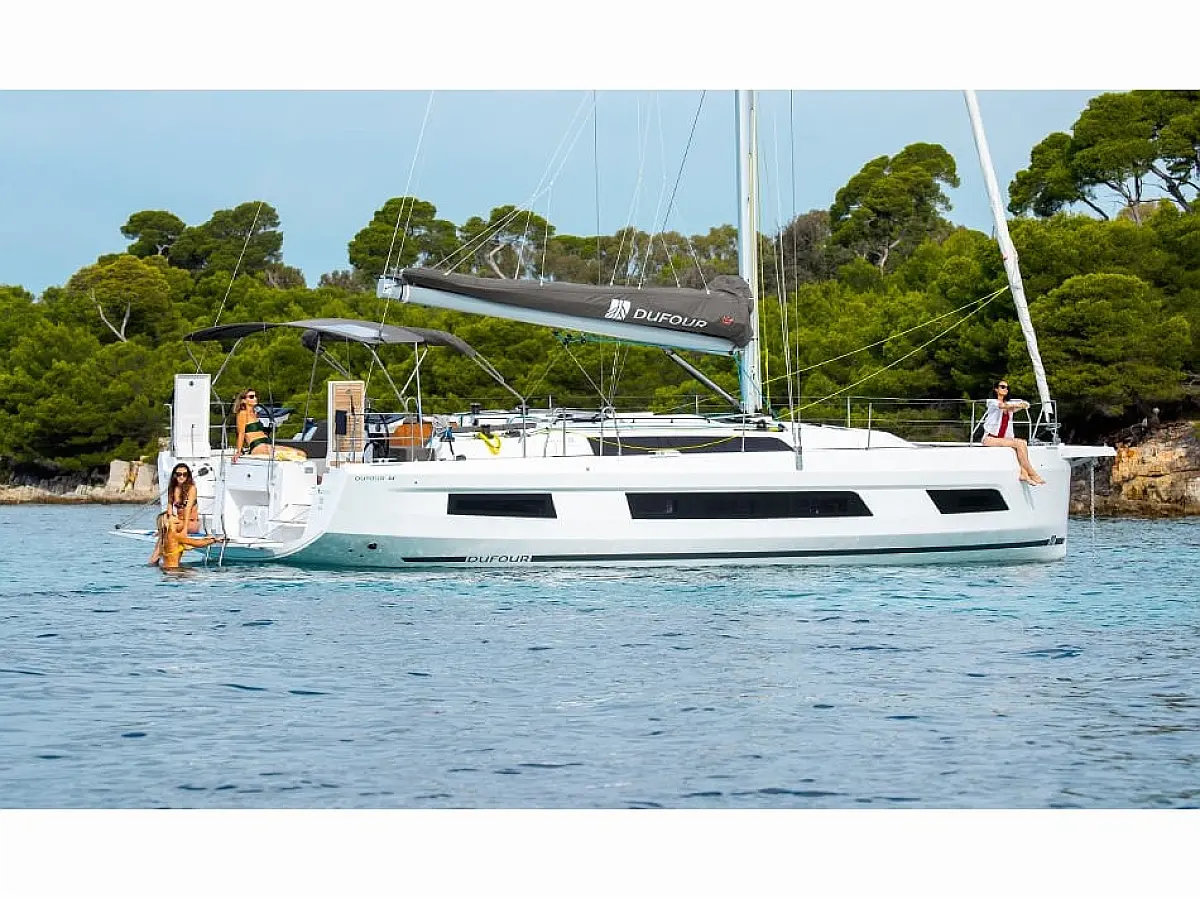 Dufour 44