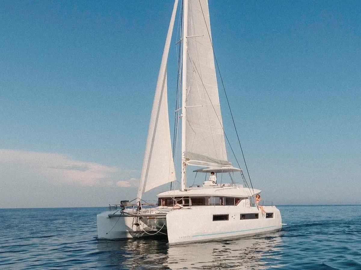 Lagoon 46
