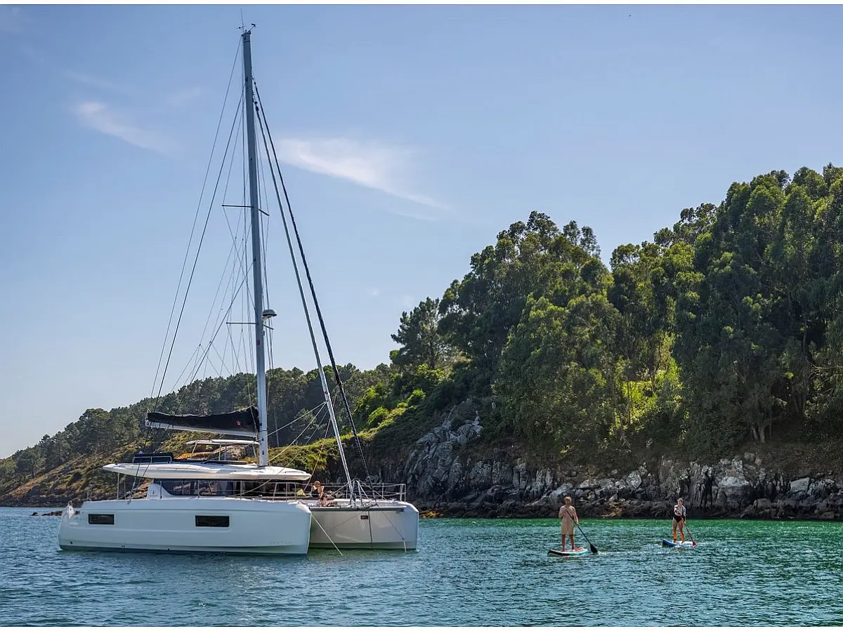 Lagoon 43