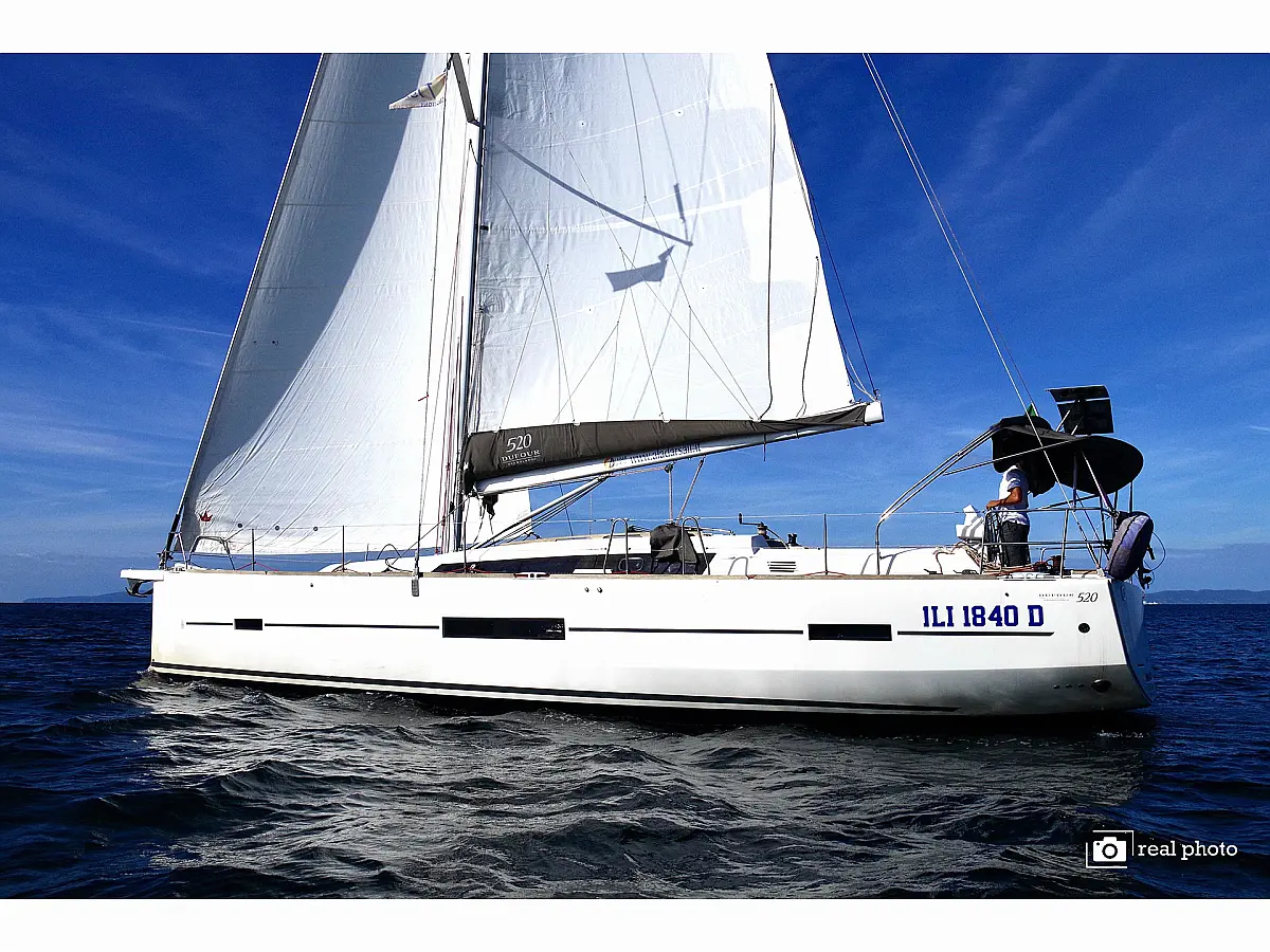 Dufour 520 GL