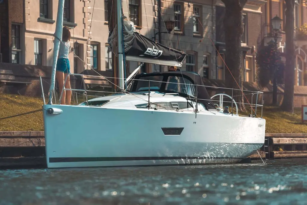 Elan E3